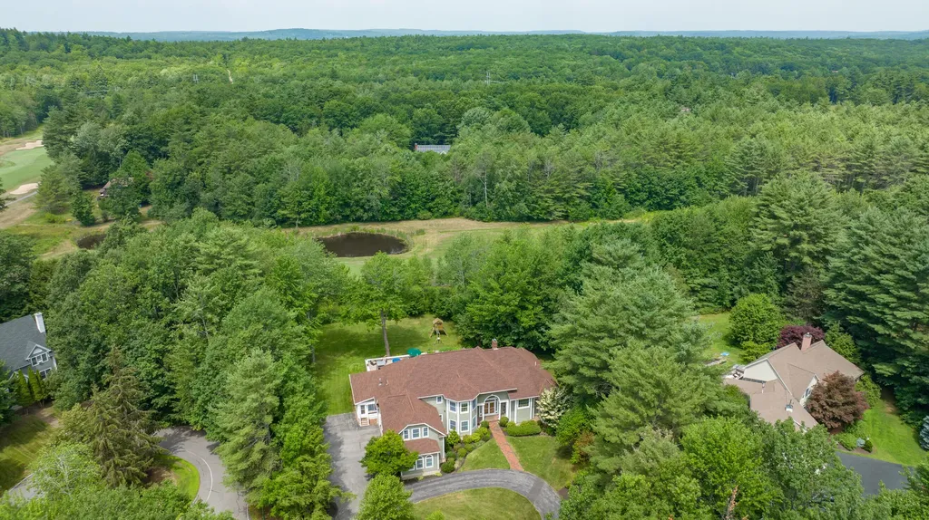 6 Baltusrol Circle Falmouth ME 04105