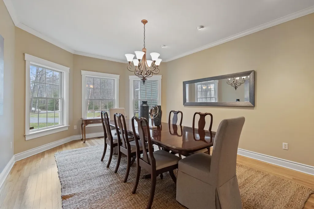6 Baltusrol Circle Falmouth ME 04105