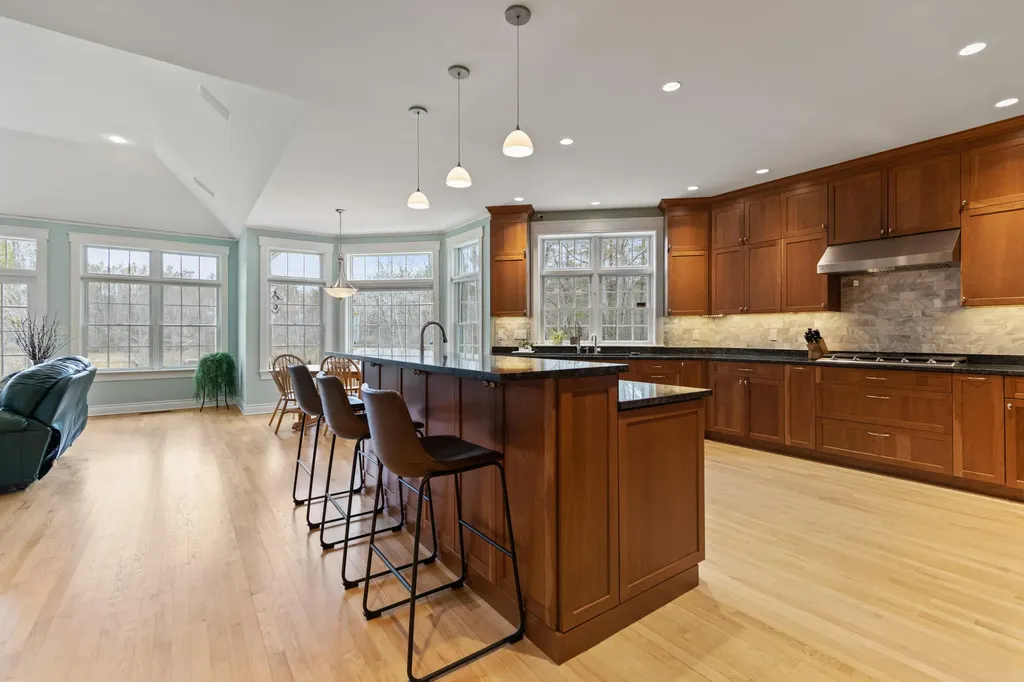 6 Baltusrol Circle Falmouth ME 04105