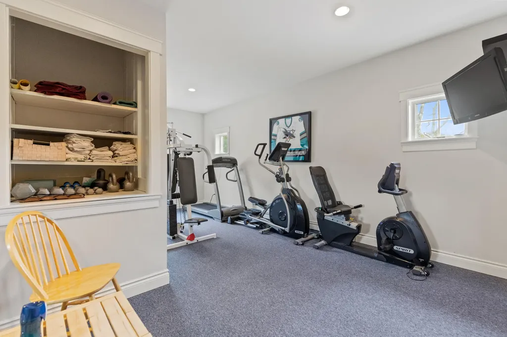6 Baltusrol Circle Falmouth ME 04105