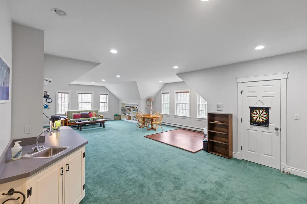 6 Baltusrol Circle Falmouth ME 04105