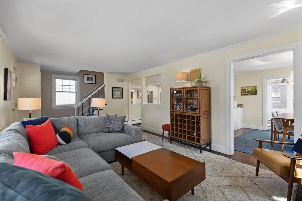23 Neal Street Portland ME 04102