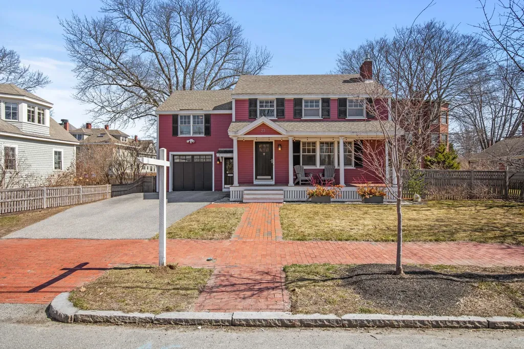 23 Neal Street Portland ME 04102