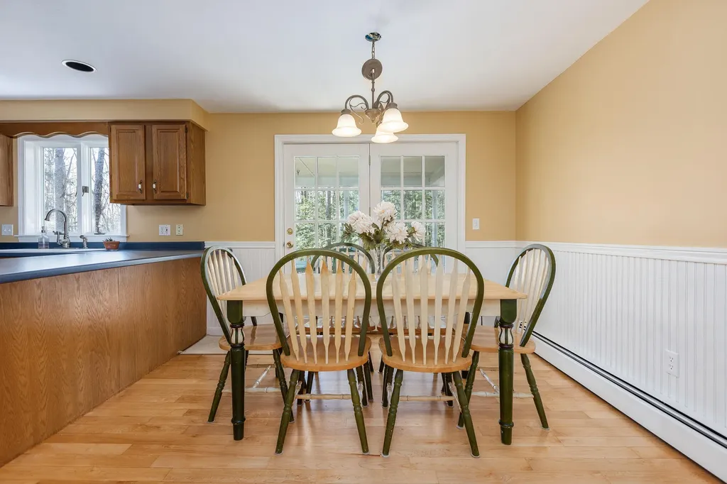 111 Brook Road Falmouth ME 04105
