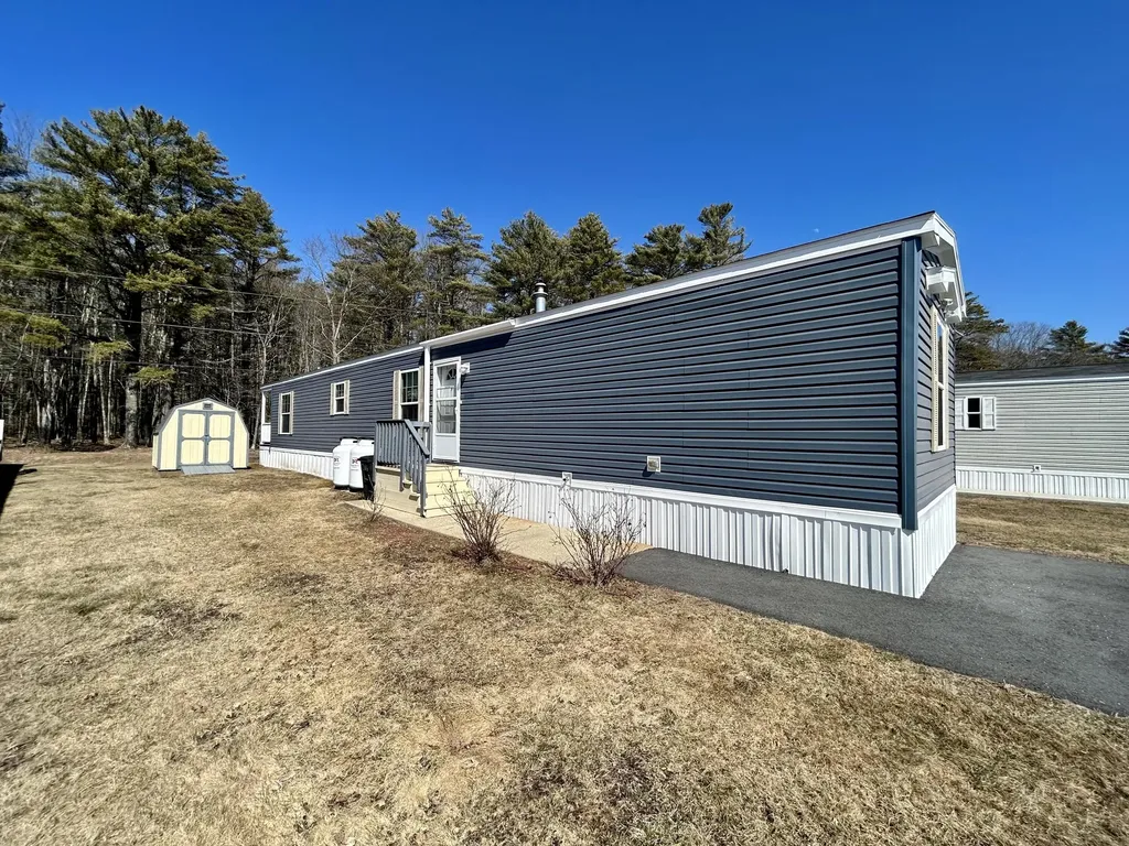 20 Elwell Lane Brunswick ME 04011