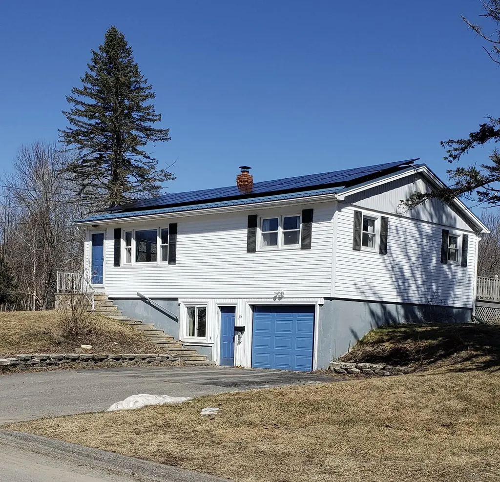35 Gilbert Street Orono ME 04473