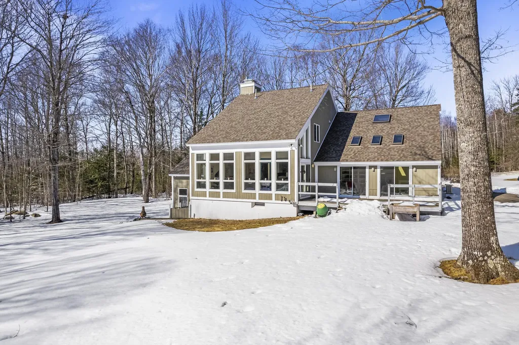 90 Grandview Drive Belgrade ME 04917