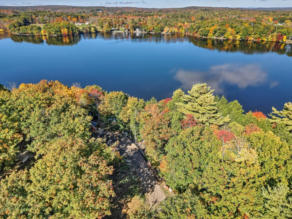73 Mallard Drive Richmond ME 04357