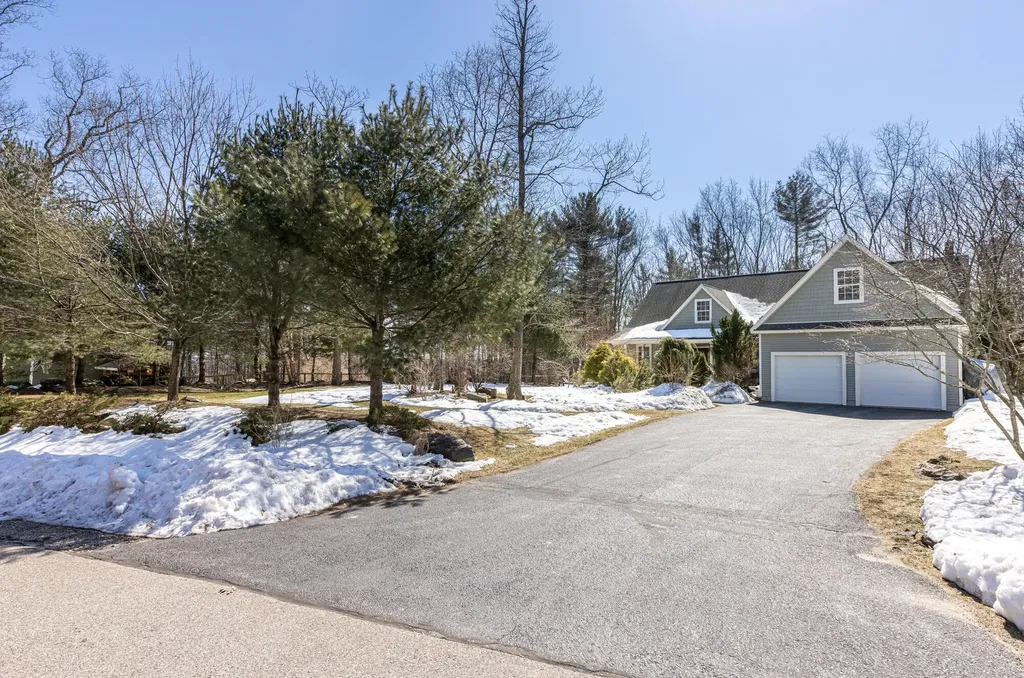 58 Fieldstone Drive Westbrook ME 04092