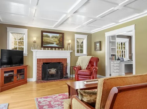 44 Sturbridge Lane Cumberland ME 04021