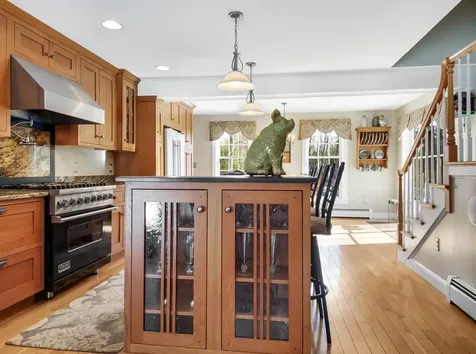 44 Sturbridge Lane Cumberland ME 04021
