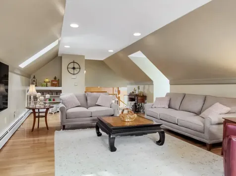 44 Sturbridge Lane Cumberland ME 04021