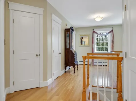 44 Sturbridge Lane Cumberland ME 04021