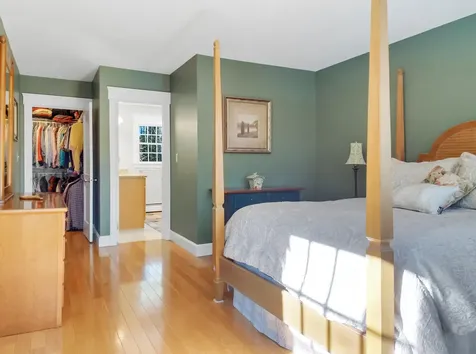 44 Sturbridge Lane Cumberland ME 04021