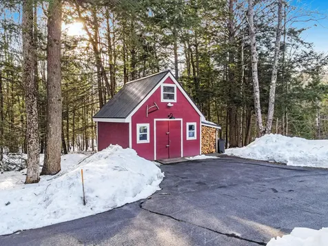 44 Sturbridge Lane Cumberland ME 04021