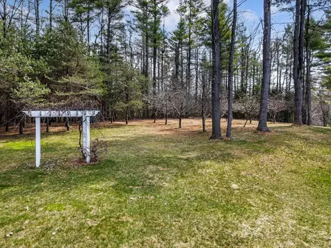 44 Sturbridge Lane Cumberland ME 04021