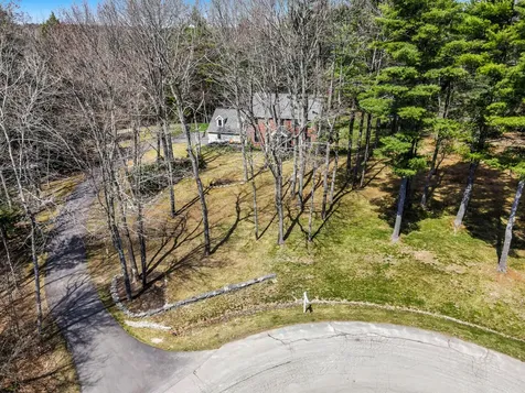 44 Sturbridge Lane Cumberland ME 04021