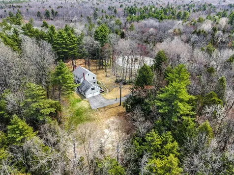 44 Sturbridge Lane Cumberland ME 04021