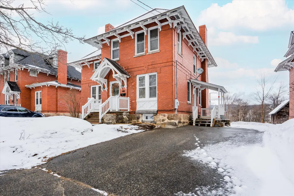 108 Somerset Street Rumford ME 04276