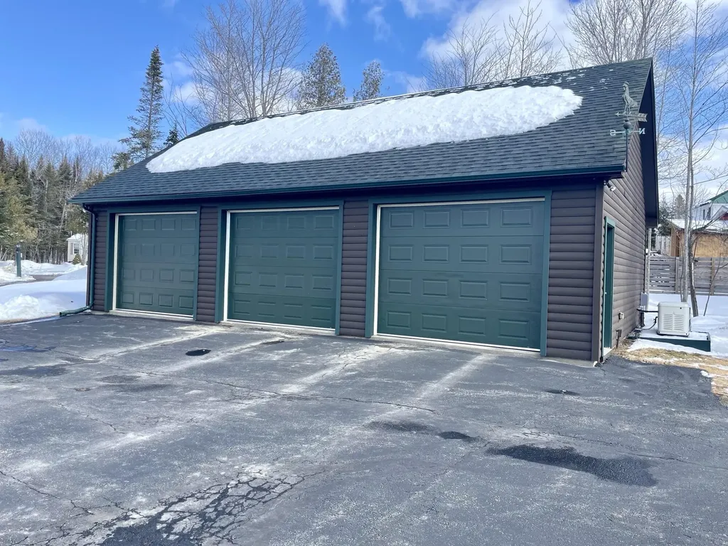 27 Lake Street Jackman ME 04945