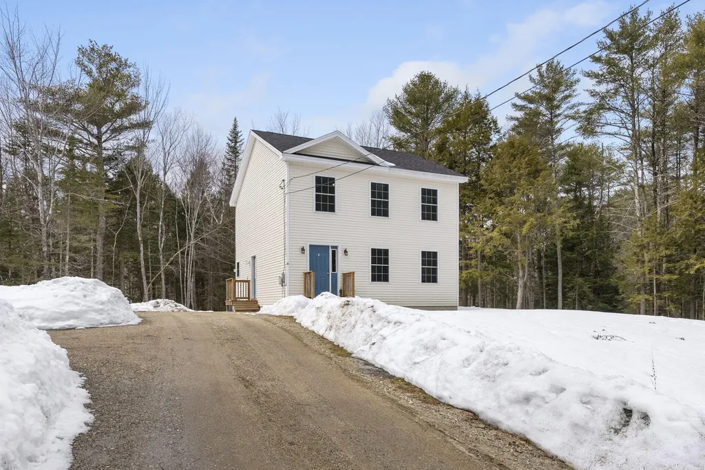 5 Nyasa Lane Brunswick ME 04011