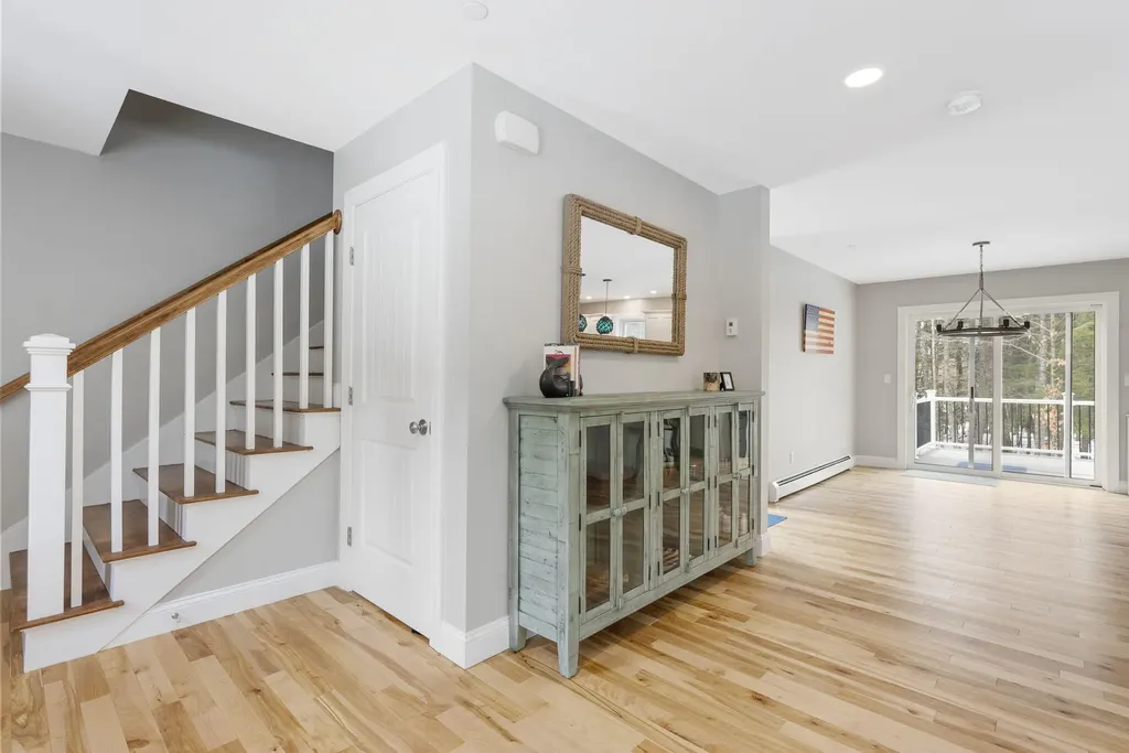 5 Nyasa Lane Brunswick ME 04011