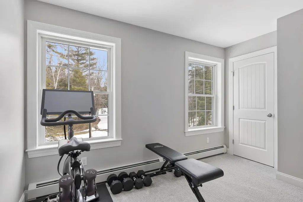 5 Nyasa Lane Brunswick ME 04011