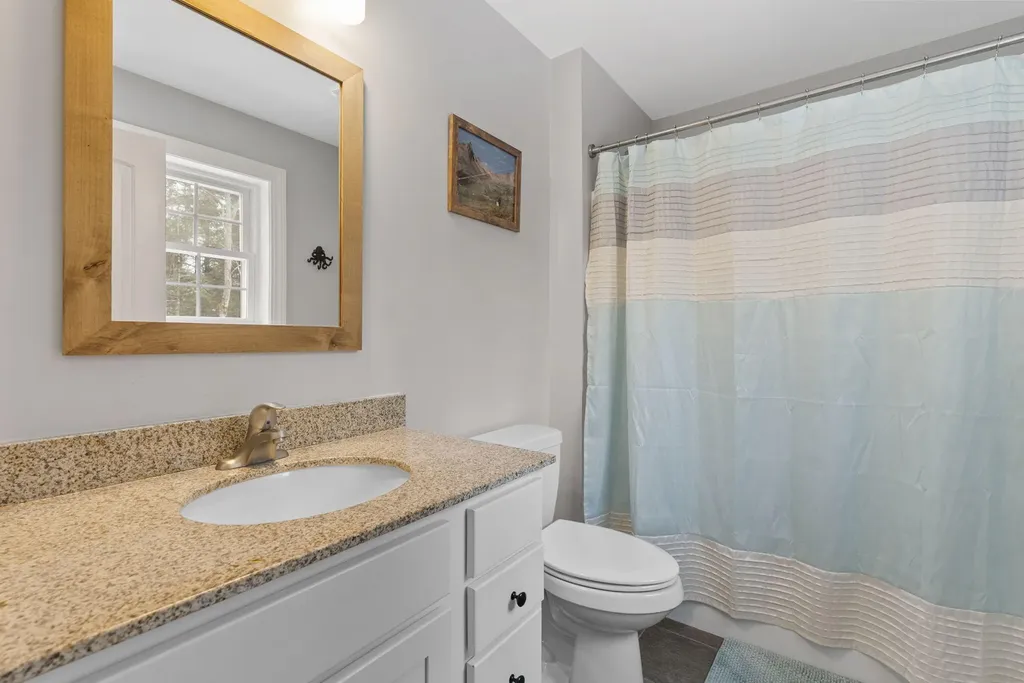 5 Nyasa Lane Brunswick ME 04011