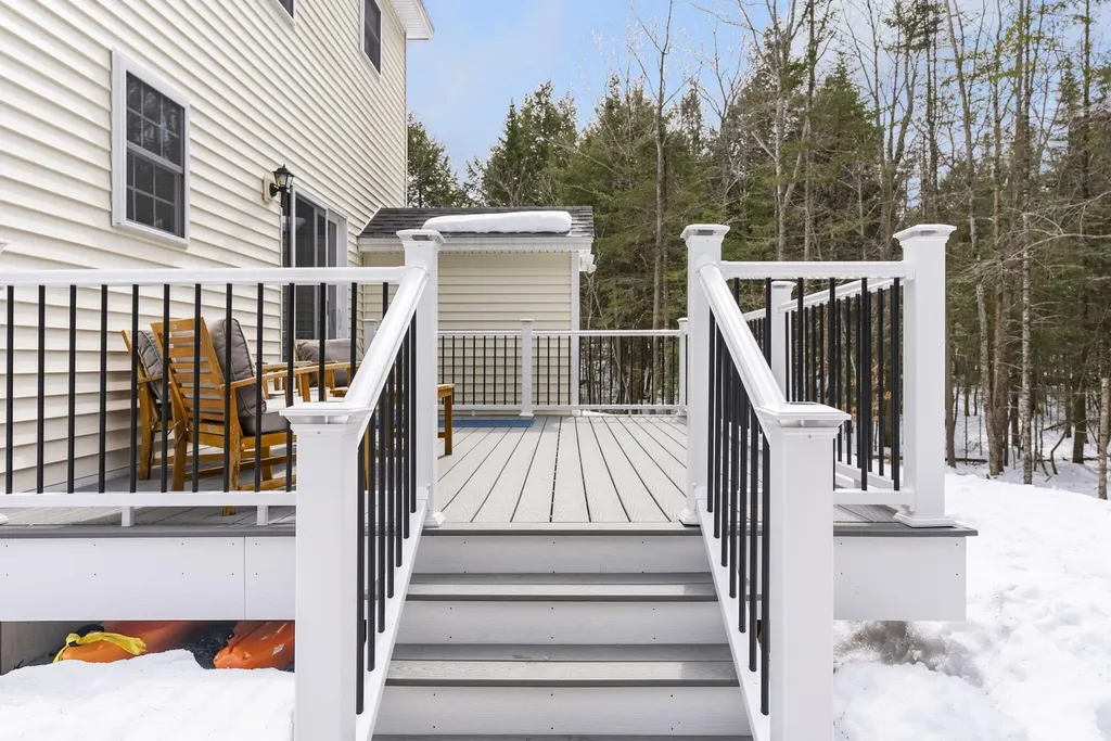 5 Nyasa Lane Brunswick ME 04011