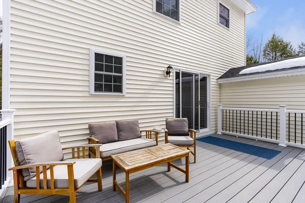 5 Nyasa Lane Brunswick ME 04011
