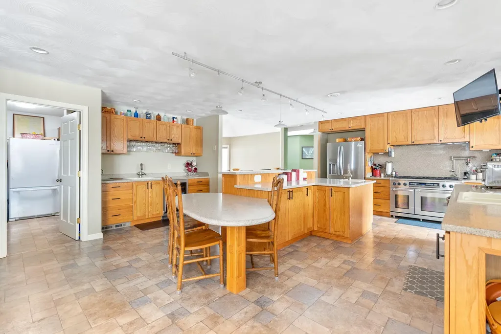 456 Buckfield Road Turner ME 04282