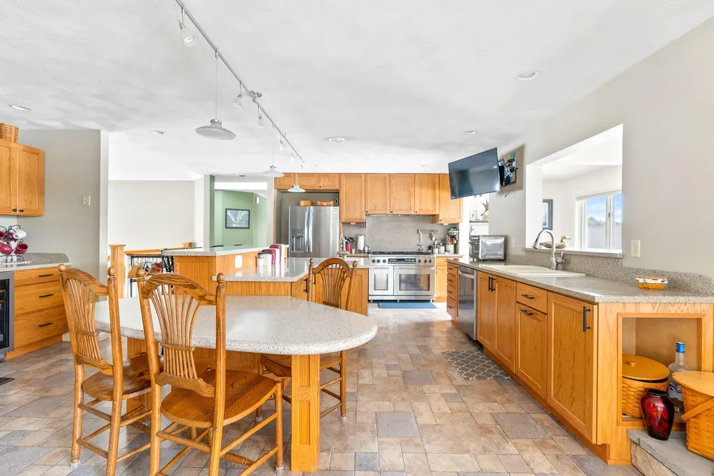 456 Buckfield Road Turner ME 04282