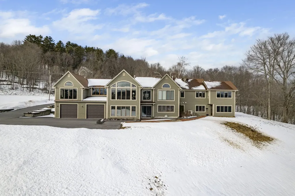 456 Buckfield Road Turner ME 04282