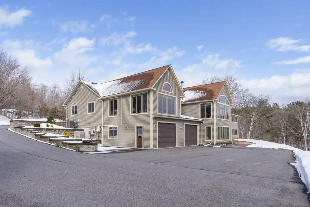 456 Buckfield Road Turner ME 04282