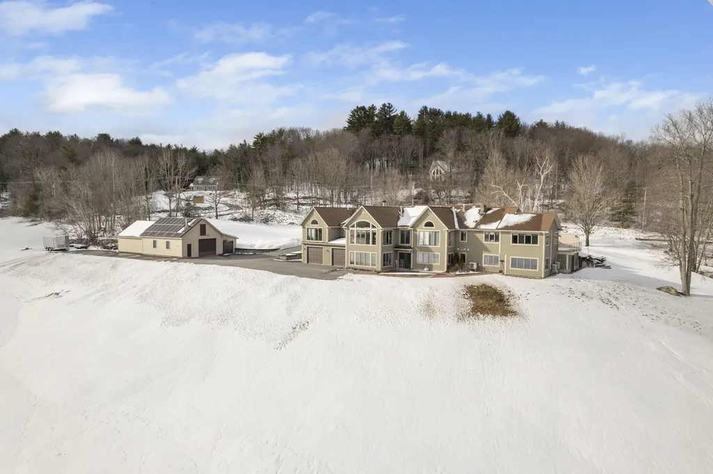 456 Buckfield Road Turner ME 04282