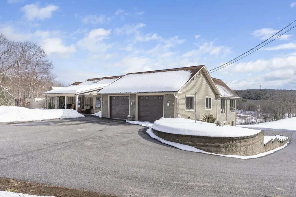 456 Buckfield Road Turner ME 04282