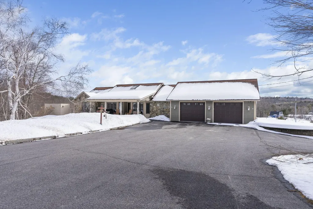 456 Buckfield Road Turner ME 04282