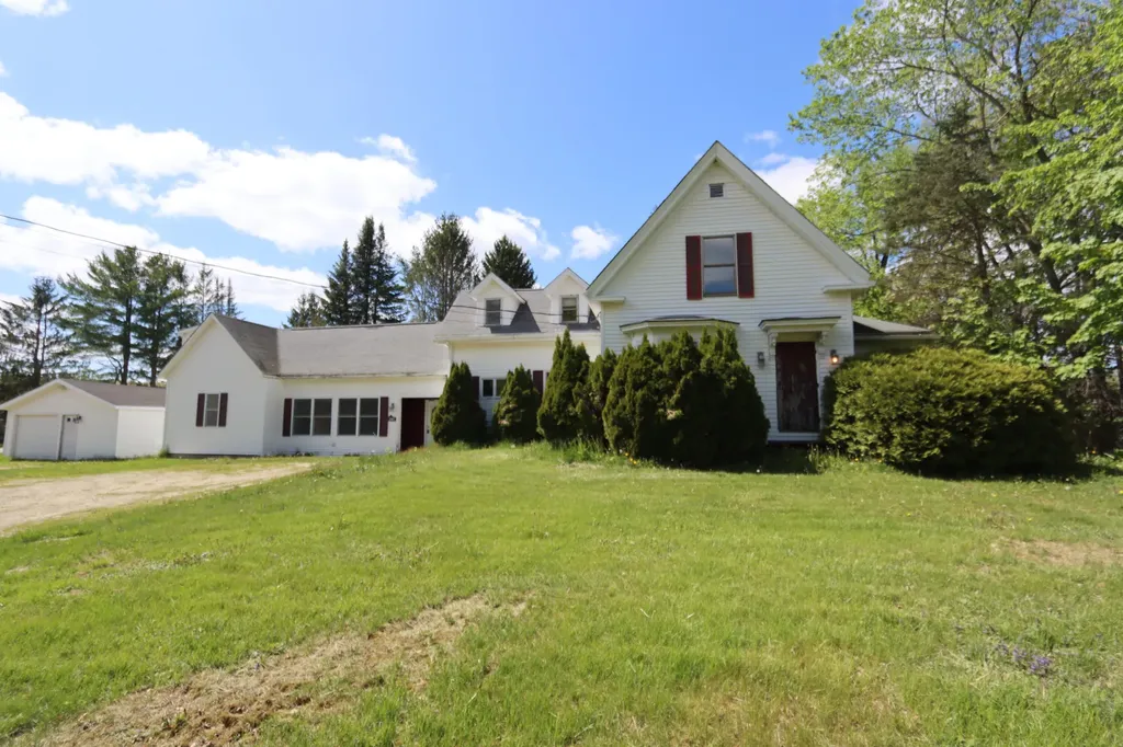 297 Birch Point Road Wiscasset ME 04578
