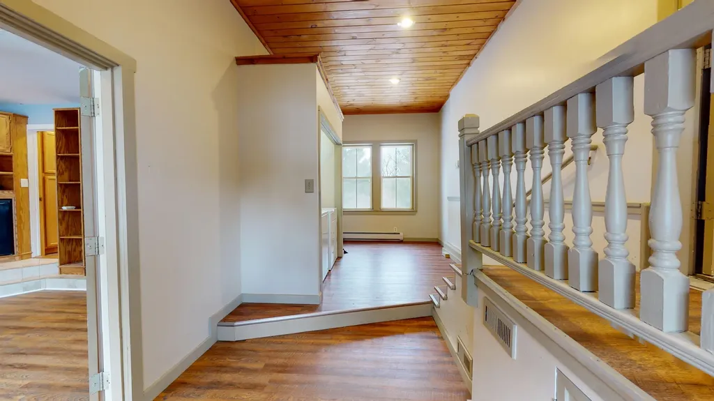297 Birch Point Road Wiscasset ME 04578