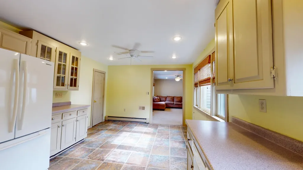 297 Birch Point Road Wiscasset ME 04578