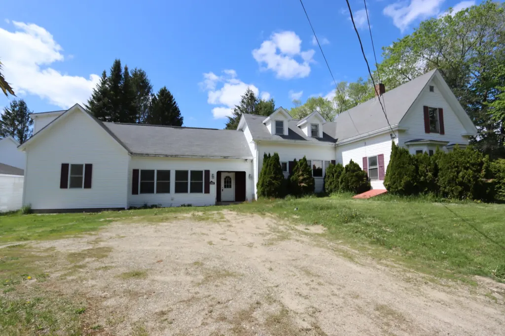 297 Birch Point Road Wiscasset ME 04578