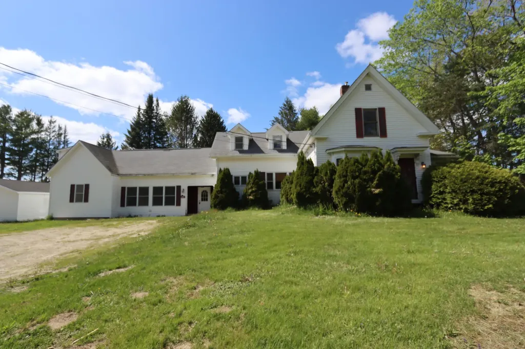 297 Birch Point Road Wiscasset ME 04578