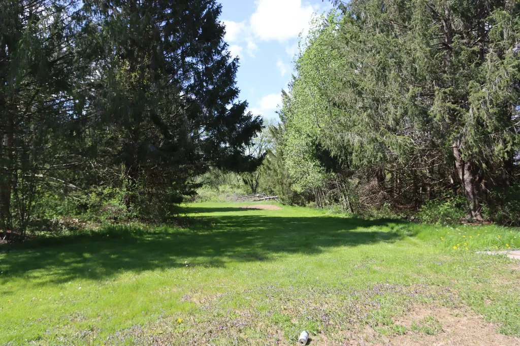 297 Birch Point Road Wiscasset ME 04578