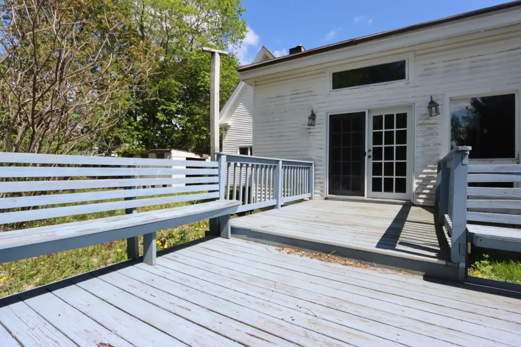 297 Birch Point Road Wiscasset ME 04578