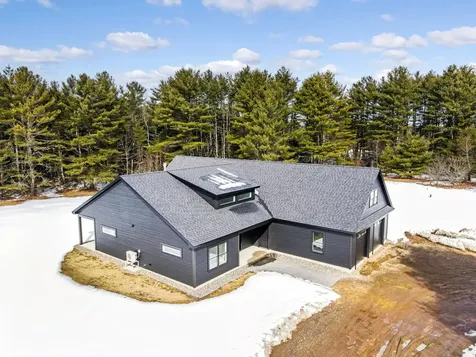 6 Shuman Road Windsor ME 04363
