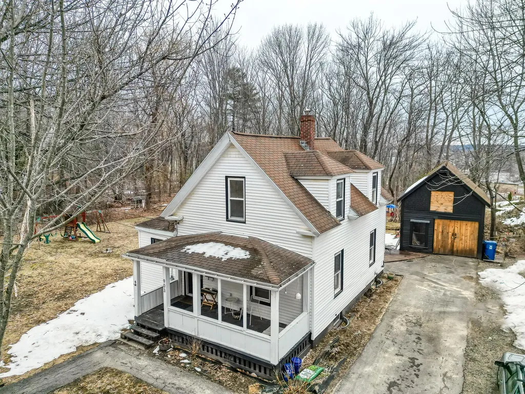 903 Ocean Avenue Portland ME 04103