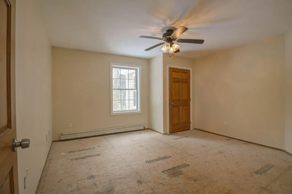 17 Castle Farm Drive Hebron ME 04238