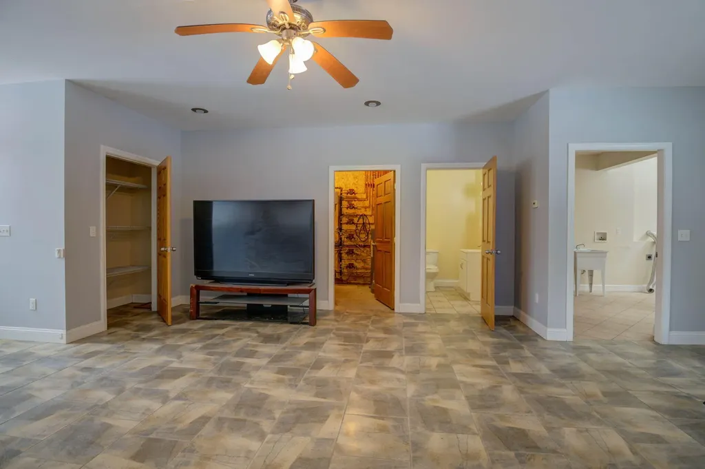 17 Castle Farm Drive Hebron ME 04238