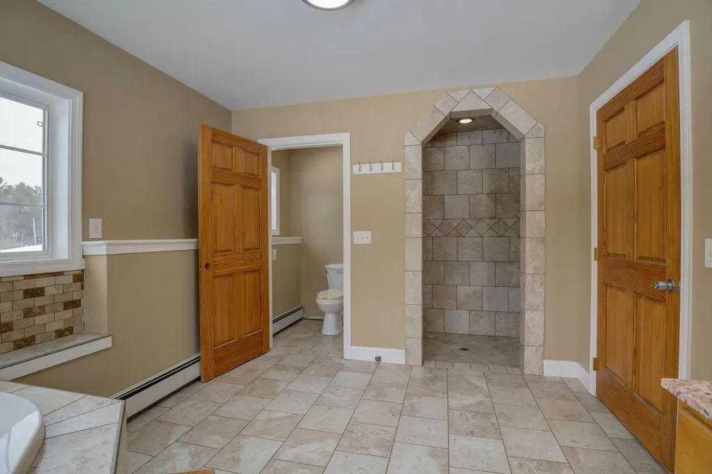 17 Castle Farm Drive Hebron ME 04238