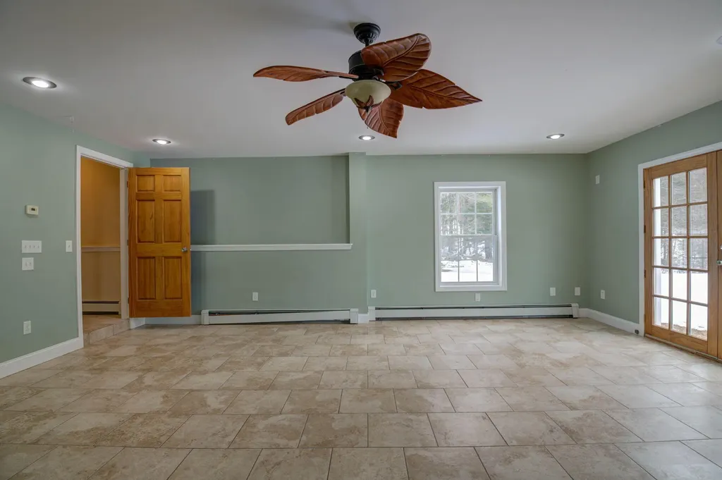17 Castle Farm Drive Hebron ME 04238